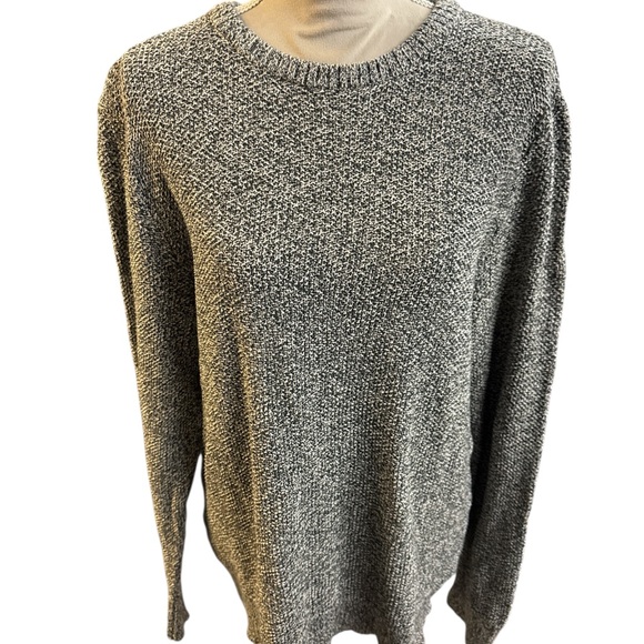 American Eagle Outfitters Sweaters - 100% cotton American Eagle Outfitters  Gray Crewneck Sweater